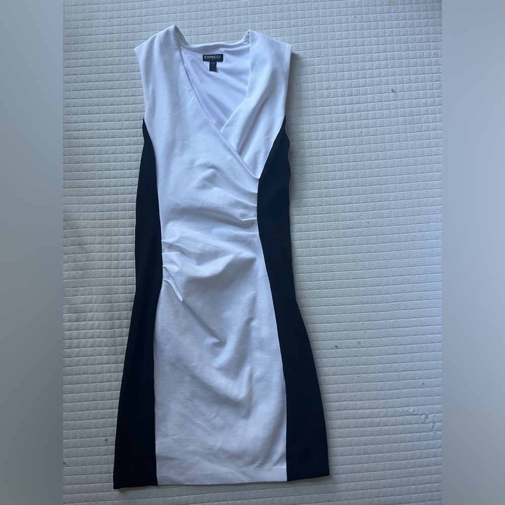 Cute dual toned work dress